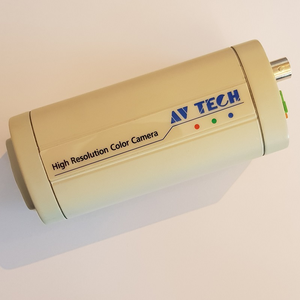 AVC579 - Analogt Farge kamera, 380 TVL (24VAC)